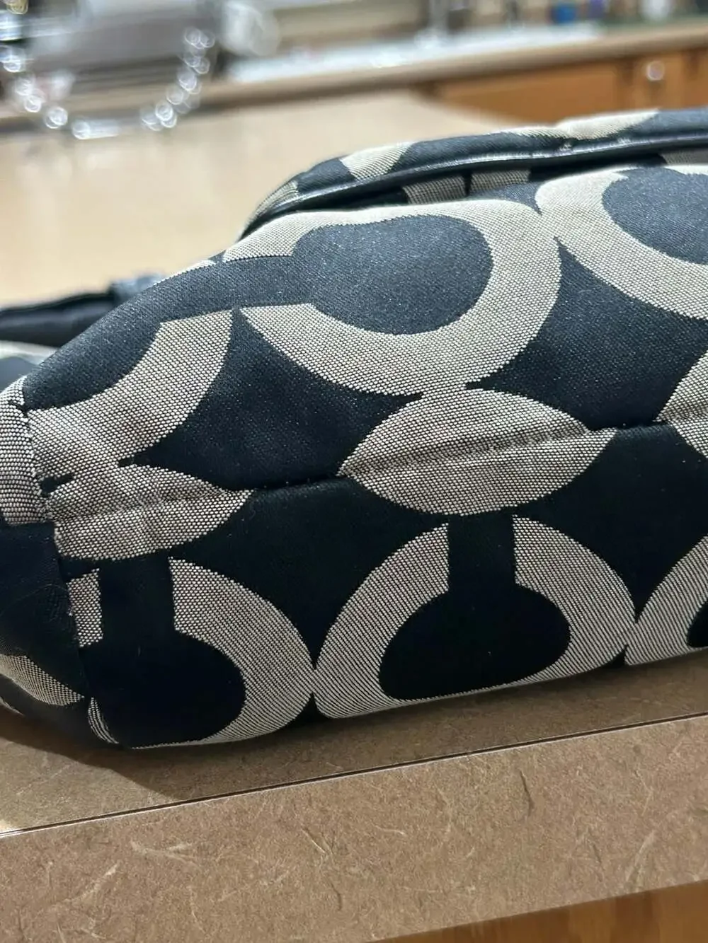 Authentic COACH Kristin Op Art Embossed Signature Jacquard Hand Bag